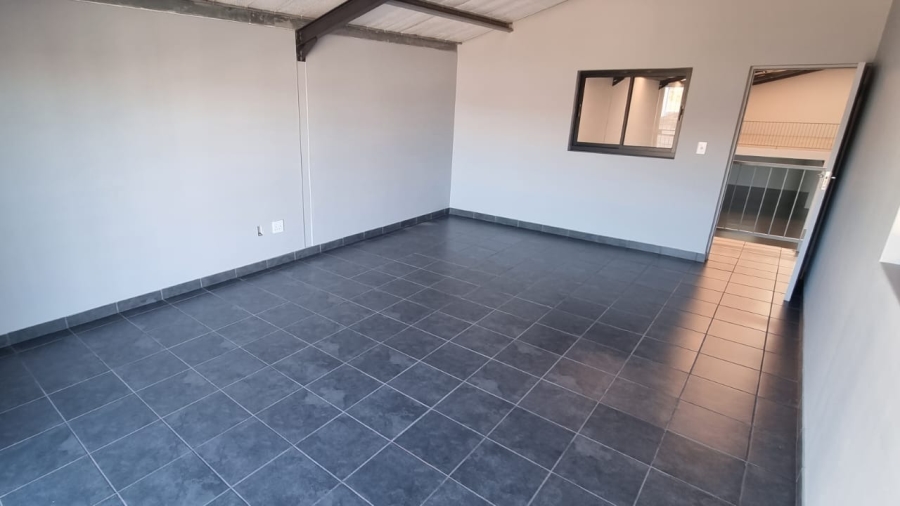 To Let Commercial Property for Rent in Vredenburg Western Cape